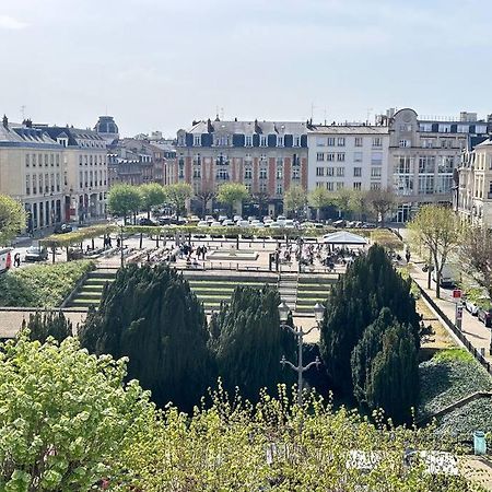 Forum Champagne Grand T2 Climatise Vue Cathedrale Reims Exterior photo