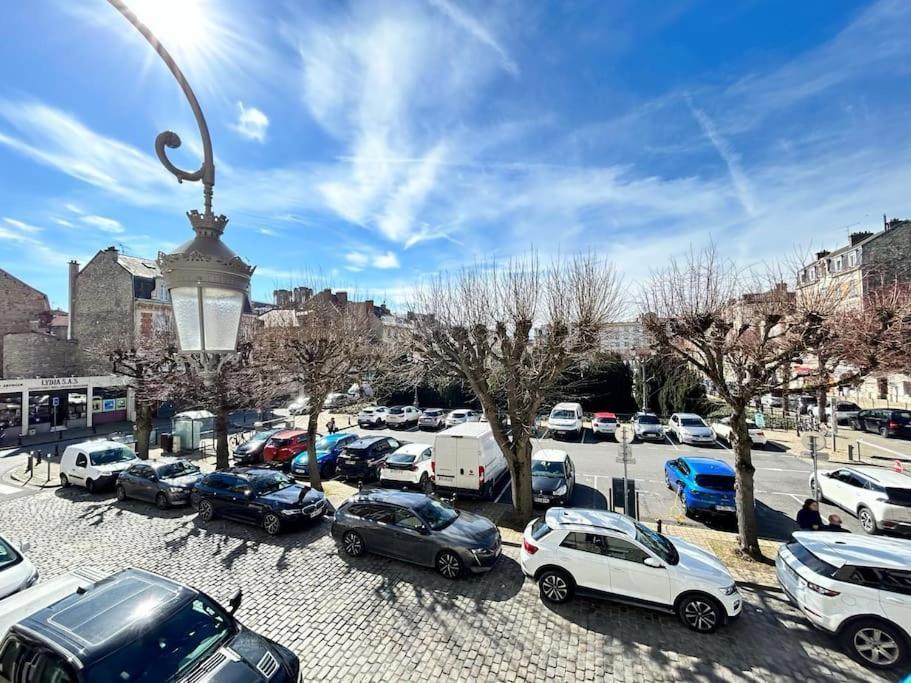 Forum Champagne Grand T2 Climatise Vue Cathedrale Reims Exterior photo